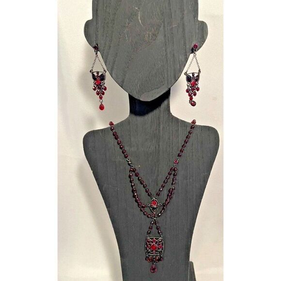 Necklace earrings set,Ruby Red rhinestone - Picture 1 of 6